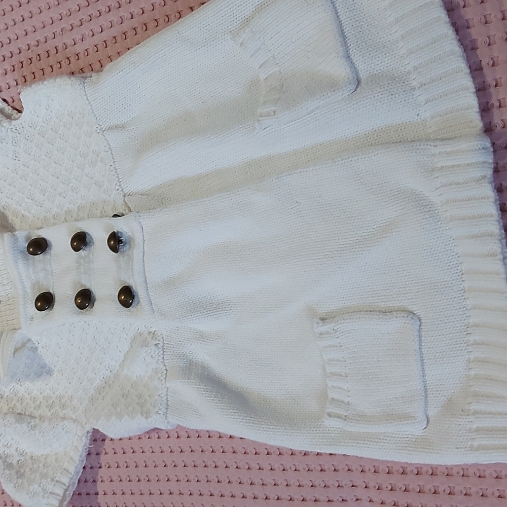 Girl's sweater. - Picture 5 of 11